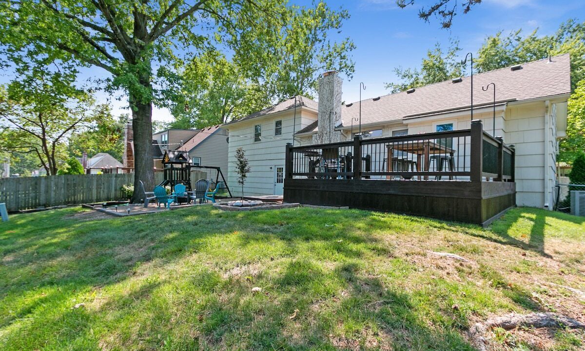 Photo of Outdoor in Nall Hills