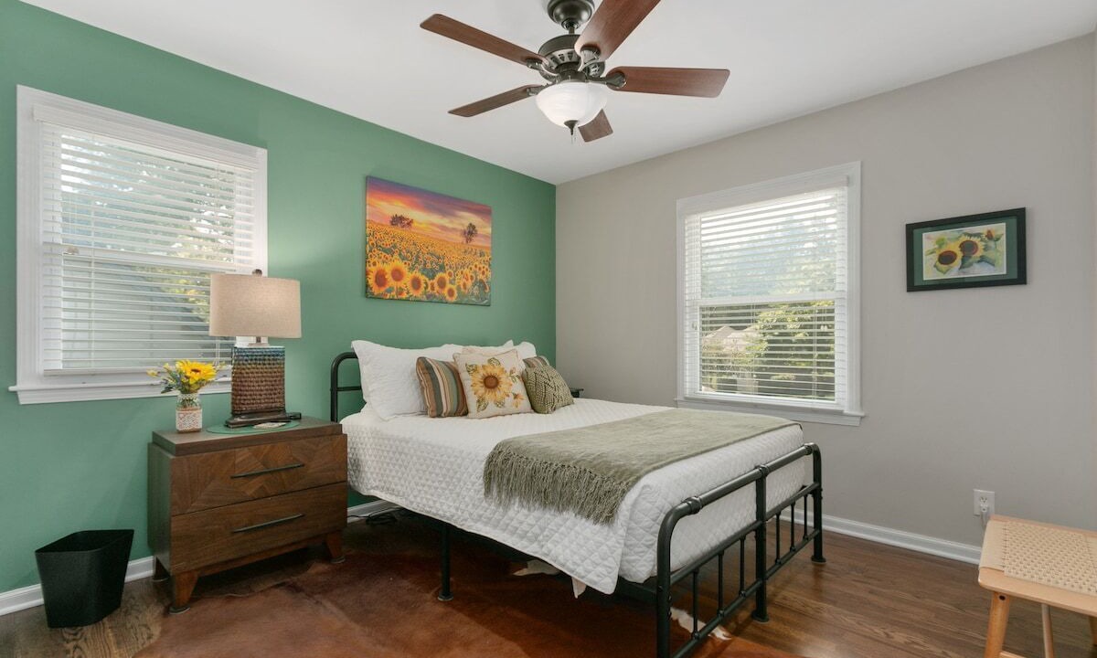 Photo of Bedroom in Nall Hills