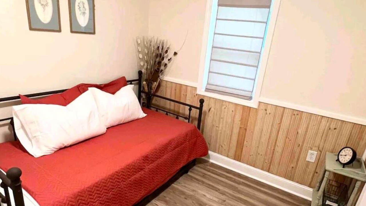 Photo of Bedroom in Pine Mountain Valley