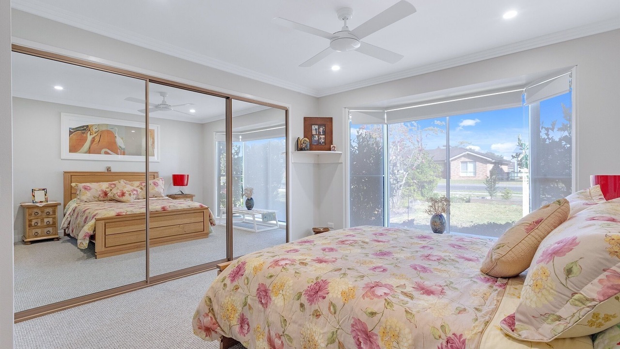 Photo of Bedroom in Basin View