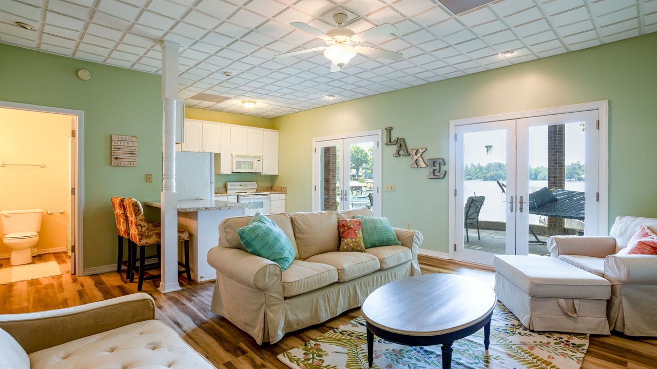 Photo of Livingroom in New London