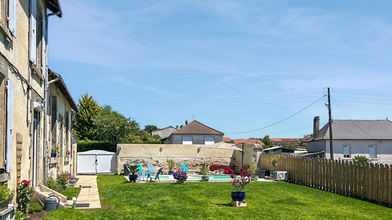 Photo of Outdoor in Loge-Fougereuse
