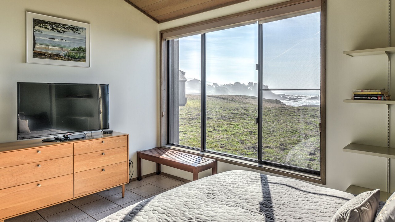 Photo of Bedroom in Sea Ranch