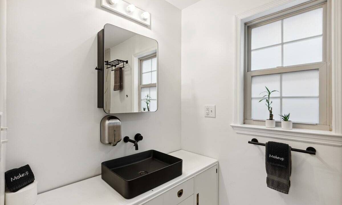 Photo of Bathroom in Westside