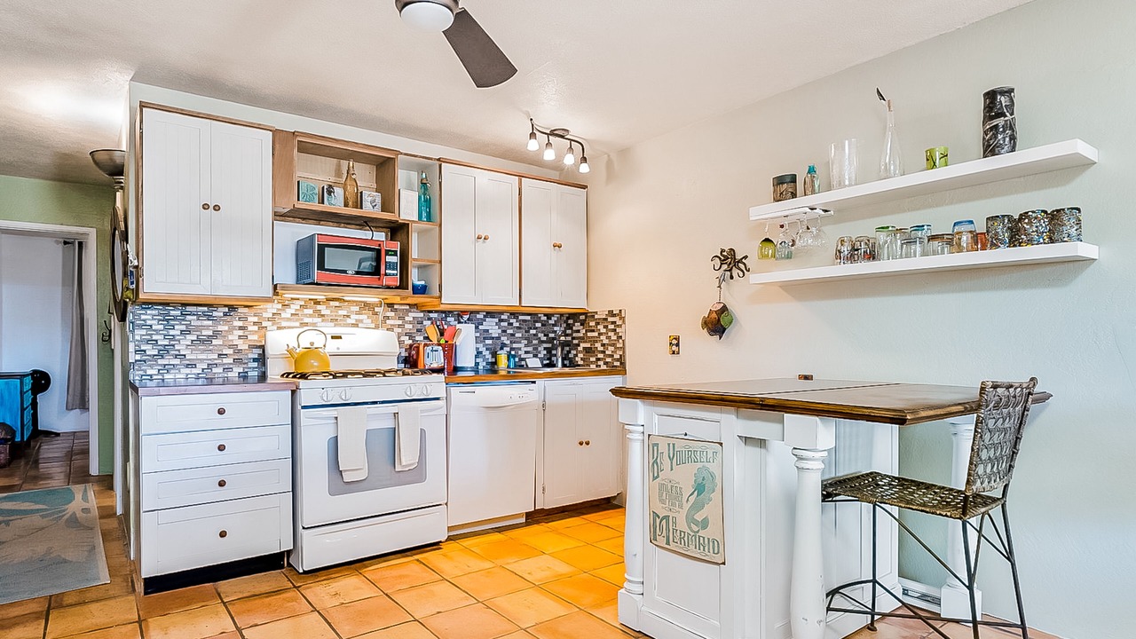 Photo of Kitchen in Ualapue