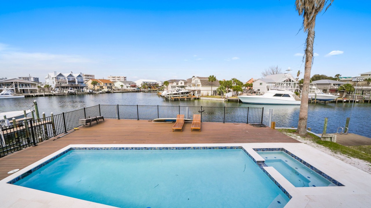 Photo of Outdoor in Holiday Isle