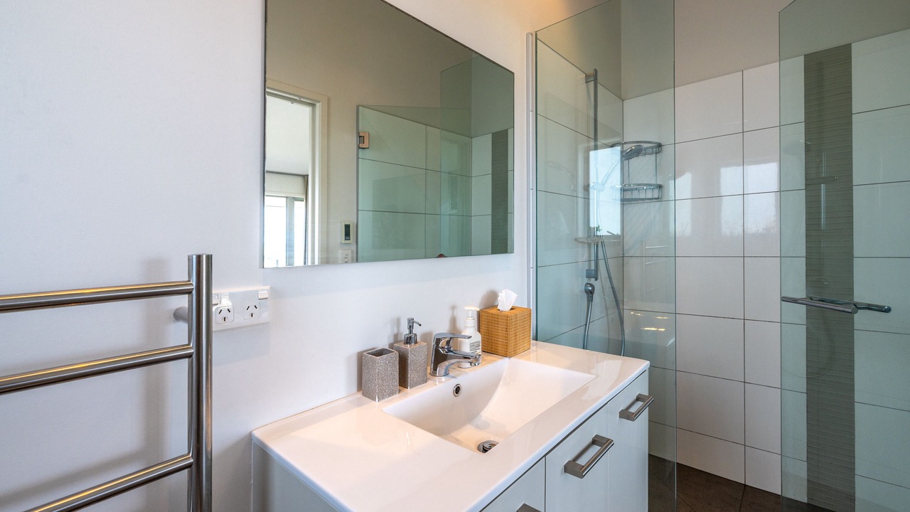 Photo of Bathroom in Oneroa