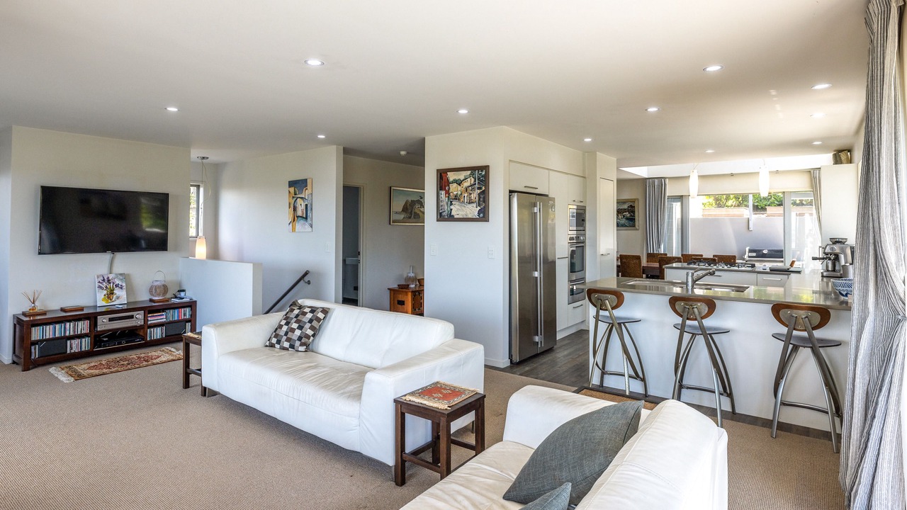 Photo of Livingroom in Oneroa