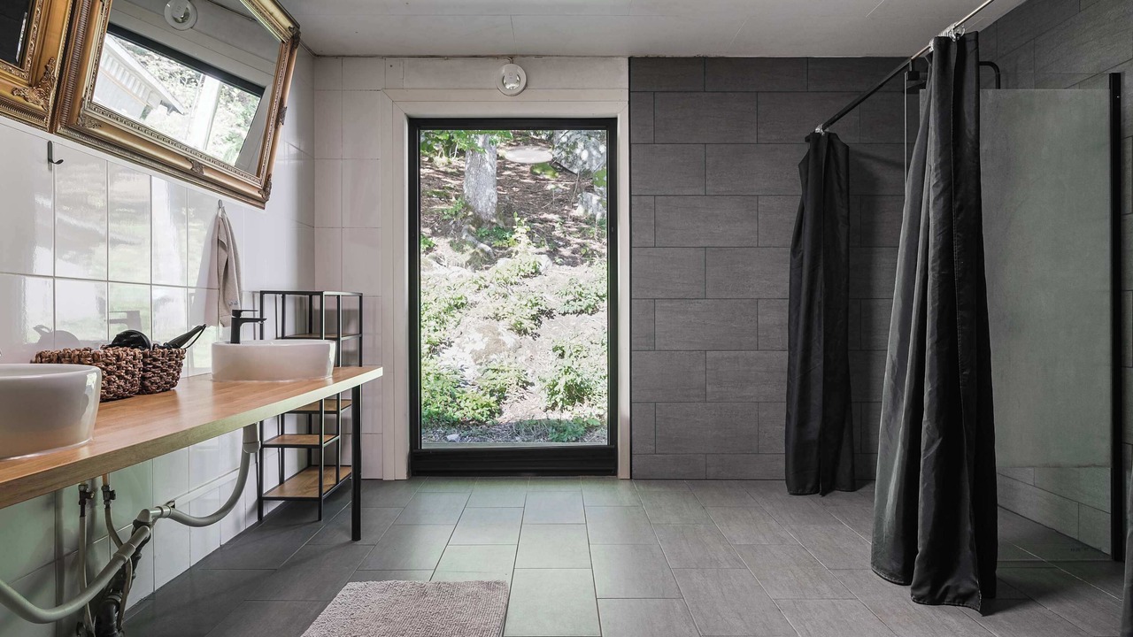 Photo of Bathroom in Floda