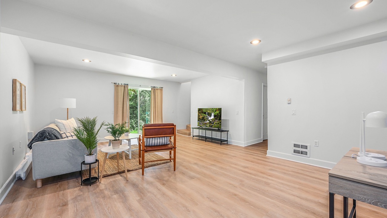 Photo of Livingroom in North Creek