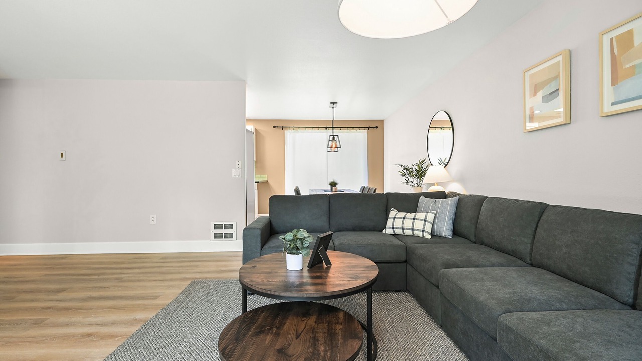 Photo of Livingroom in North Creek
