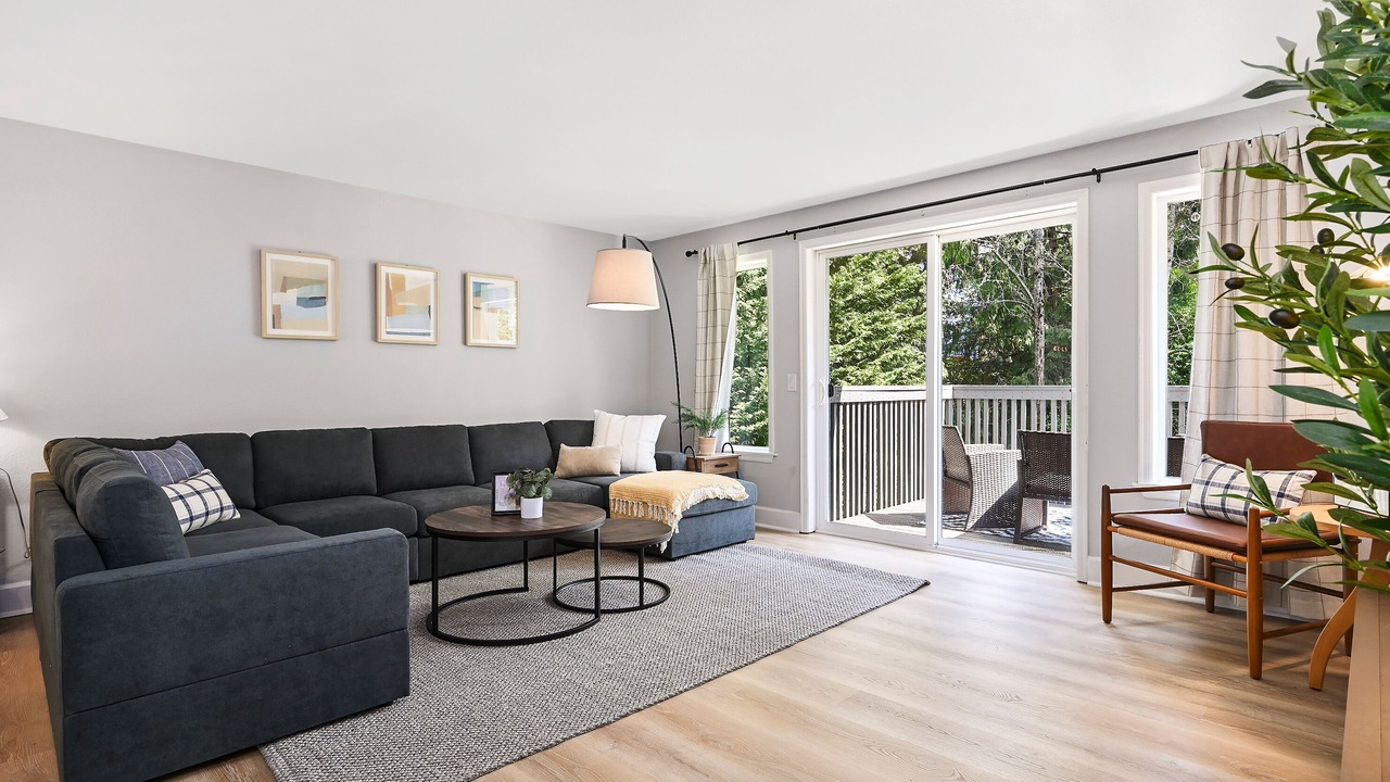 Photo of Livingroom in North Creek