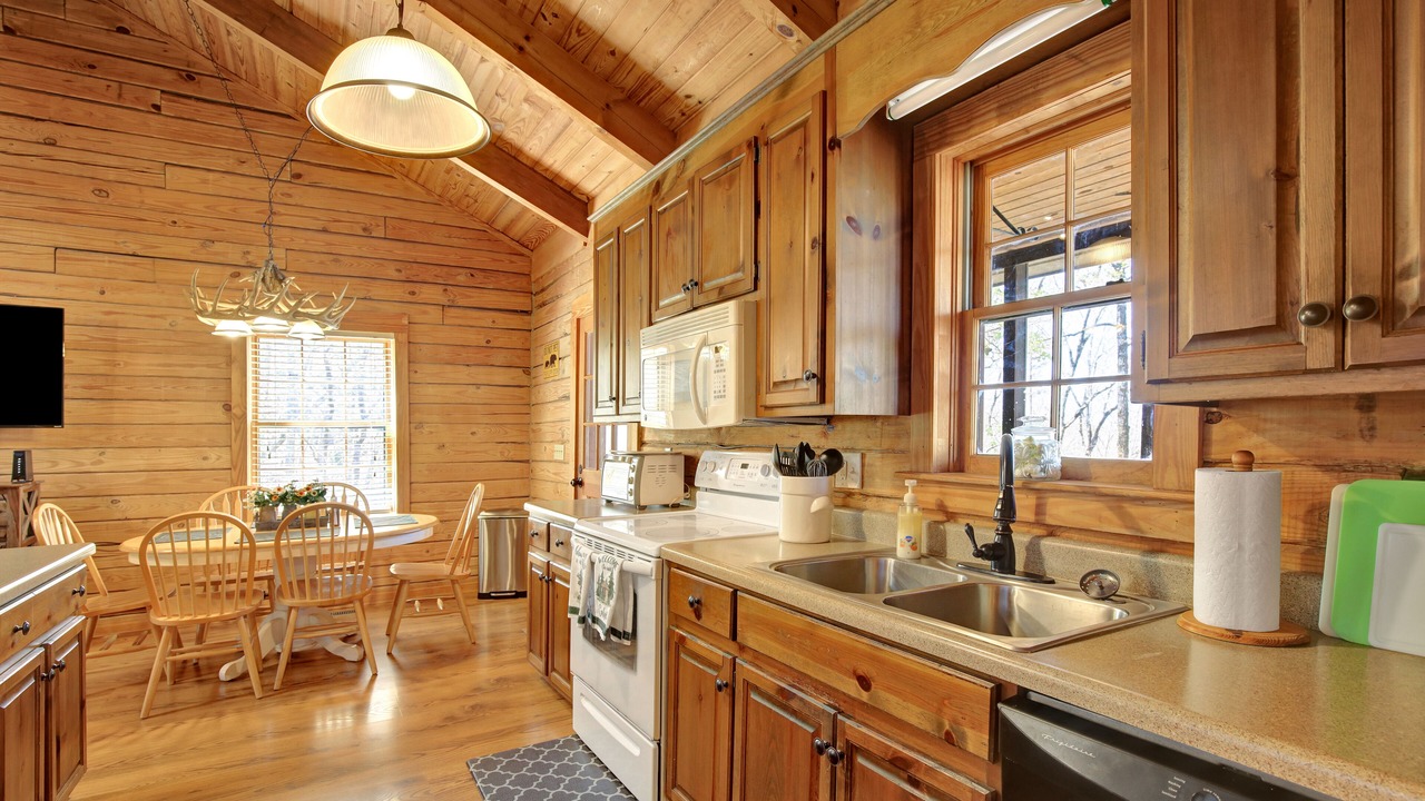 Photo of Kitchen in Pine Mountain Valley