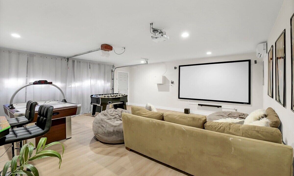 Photo of Bedroom in Jersey Village
