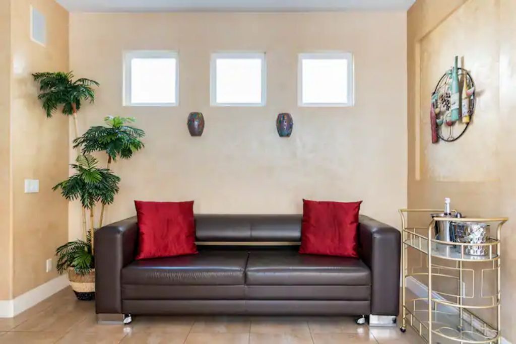 Photo of Livingroom in Santa Ana Heights