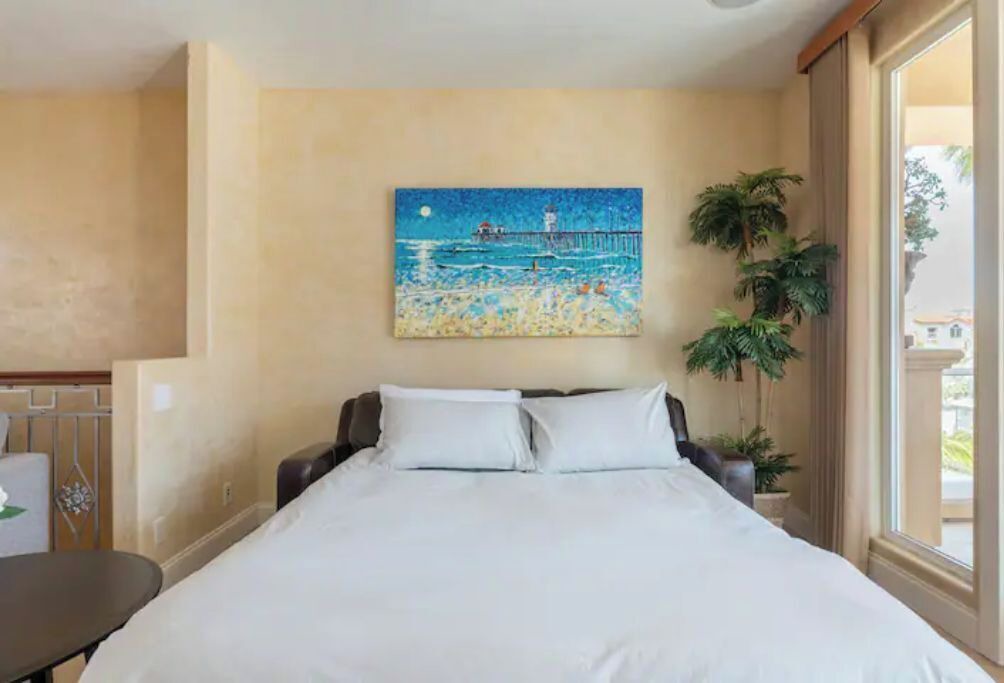 Photo of Bedroom in Santa Ana Heights