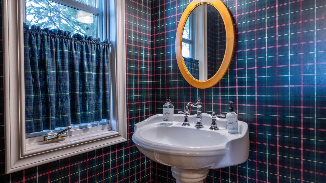 Photo of Bathroom in Calgary