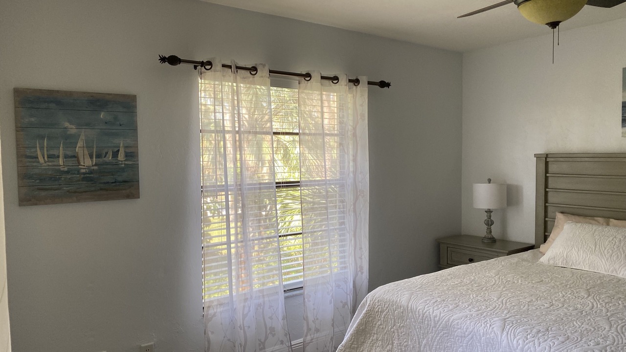 Photo of Bedroom in Kings Lake