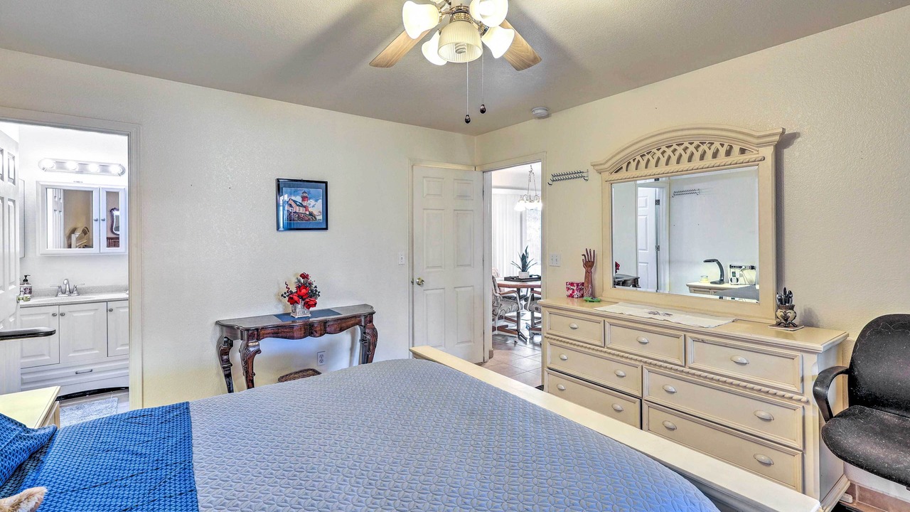 Photo of Bedroom in Eleven Mile Corner