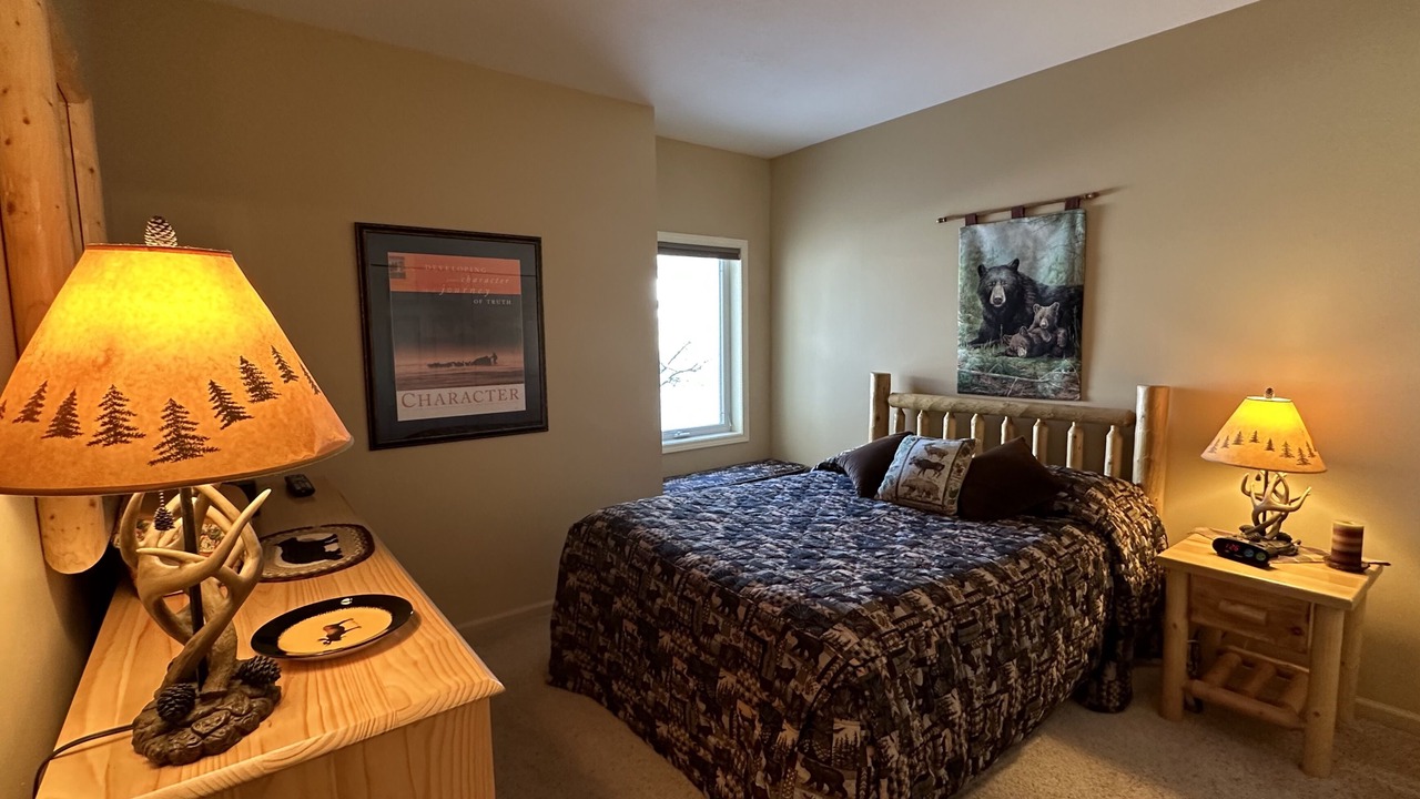 Photo of Bedroom in Gaylord