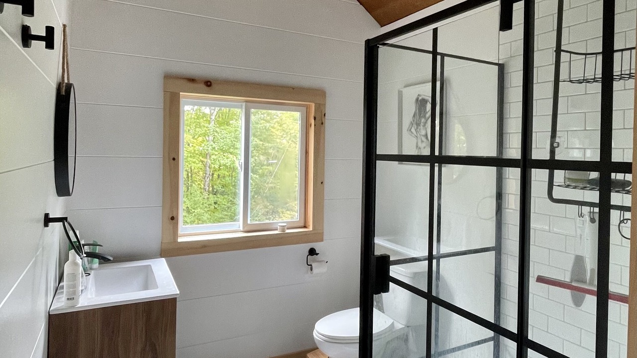 Photo of Bathroom in Haliburton