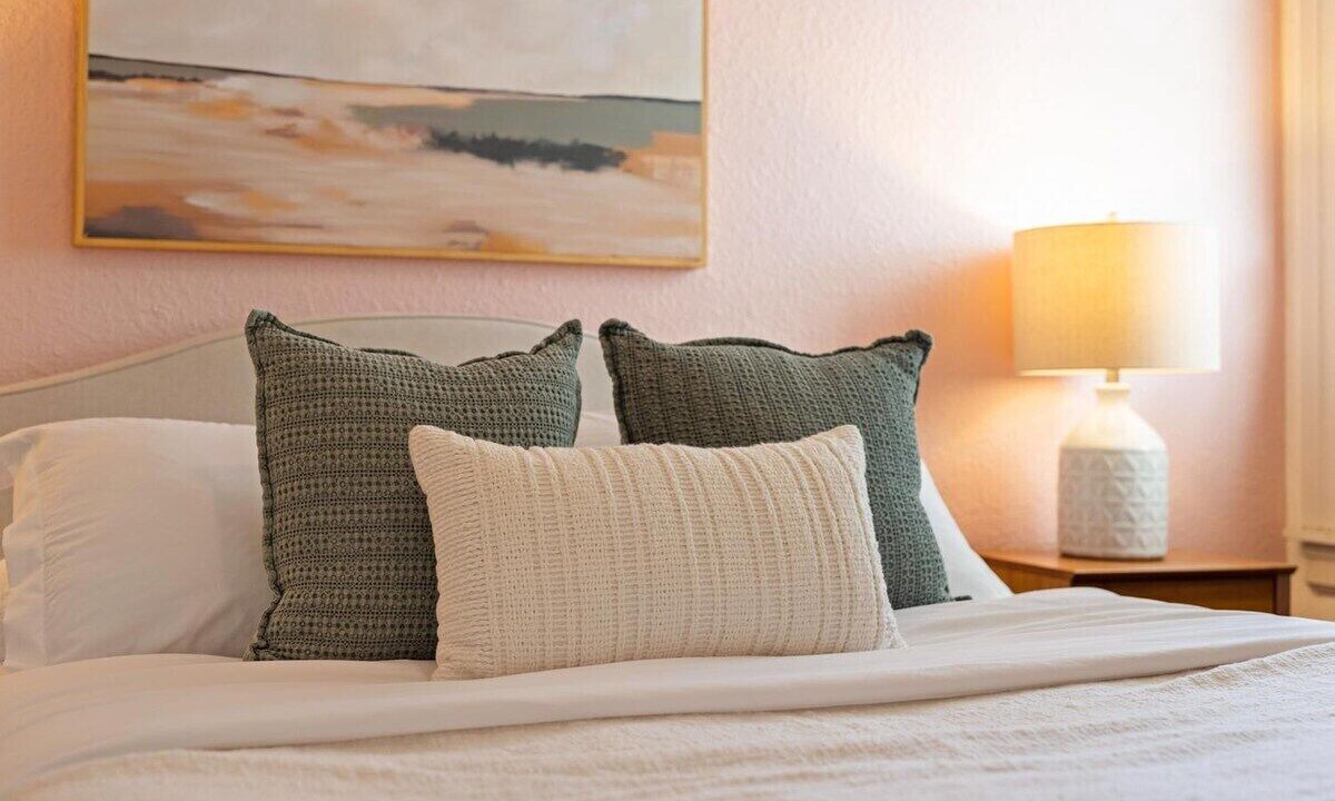 Photo of Bedroom in Downtown Sacramento