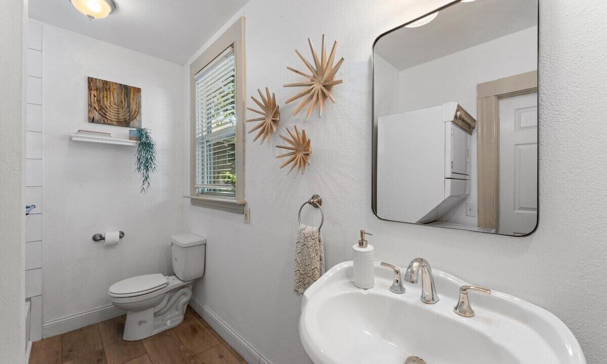 Photo of Bathroom in Downtown Sacramento