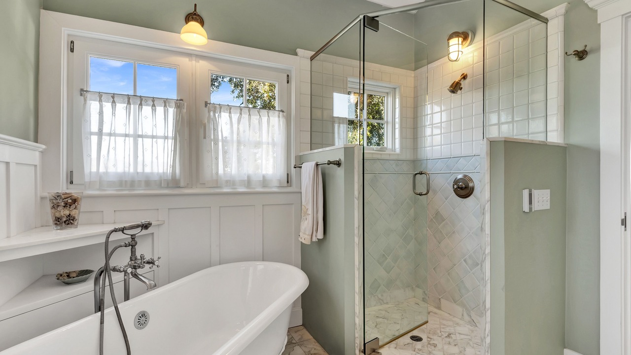 Photo of Bathroom in Carpinteria