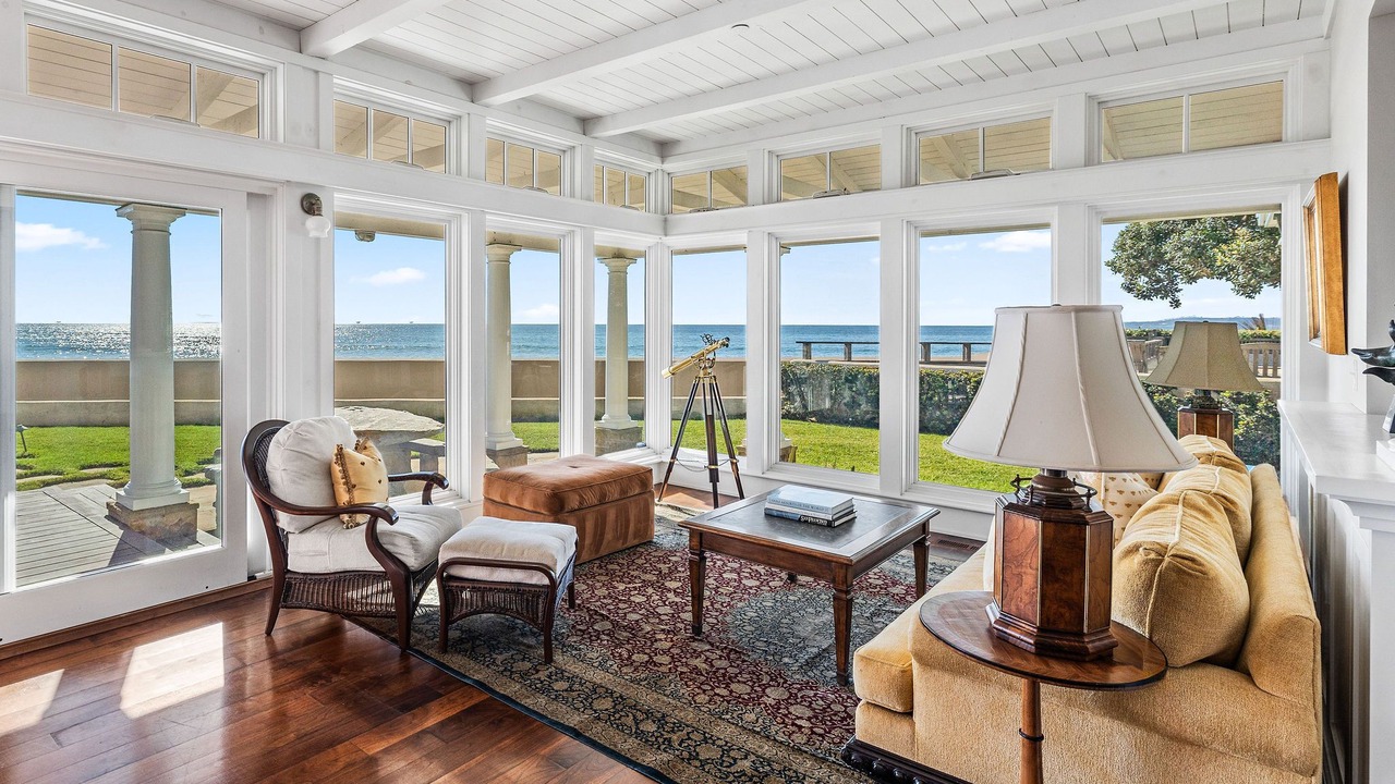 Photo of Livingroom in Carpinteria