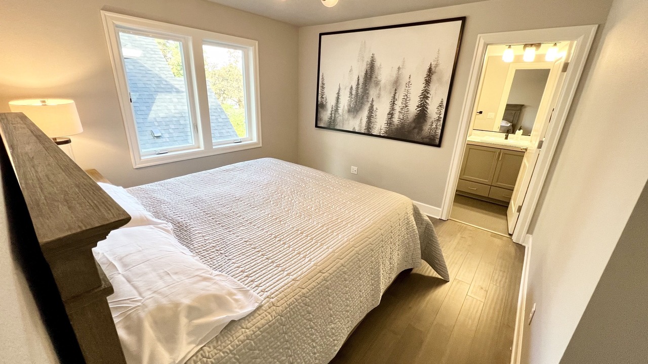Photo of Bedroom in Marylhurst