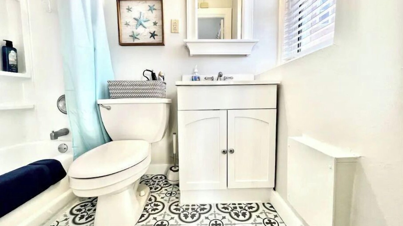 Photo of Bathroom in North End