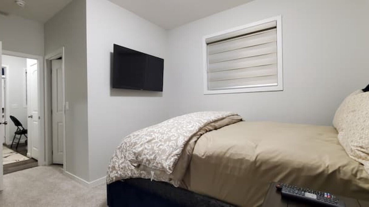 Photo of Bedroom in Northwest Calgary