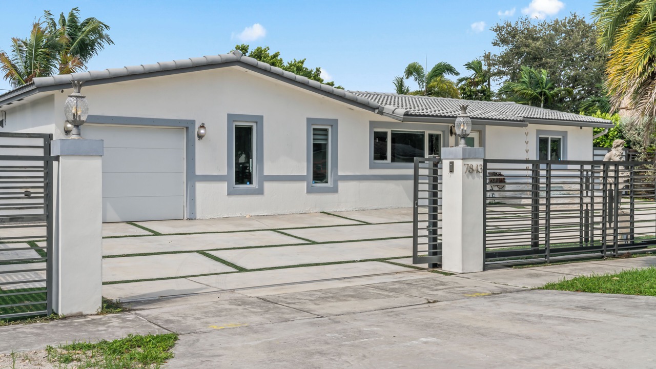 Photo of Others in Miami Gardens