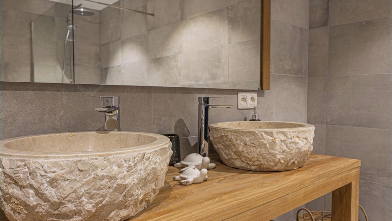 Photo of Bathroom in Wellin