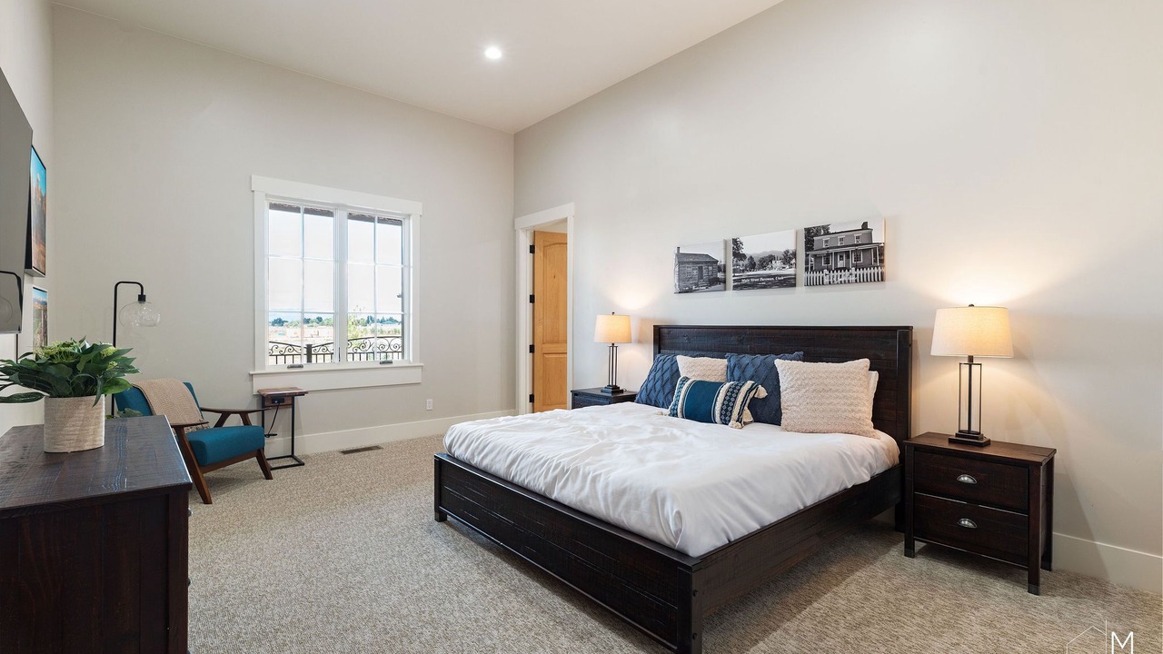 Photo of Bedroom in Mammoth Creek