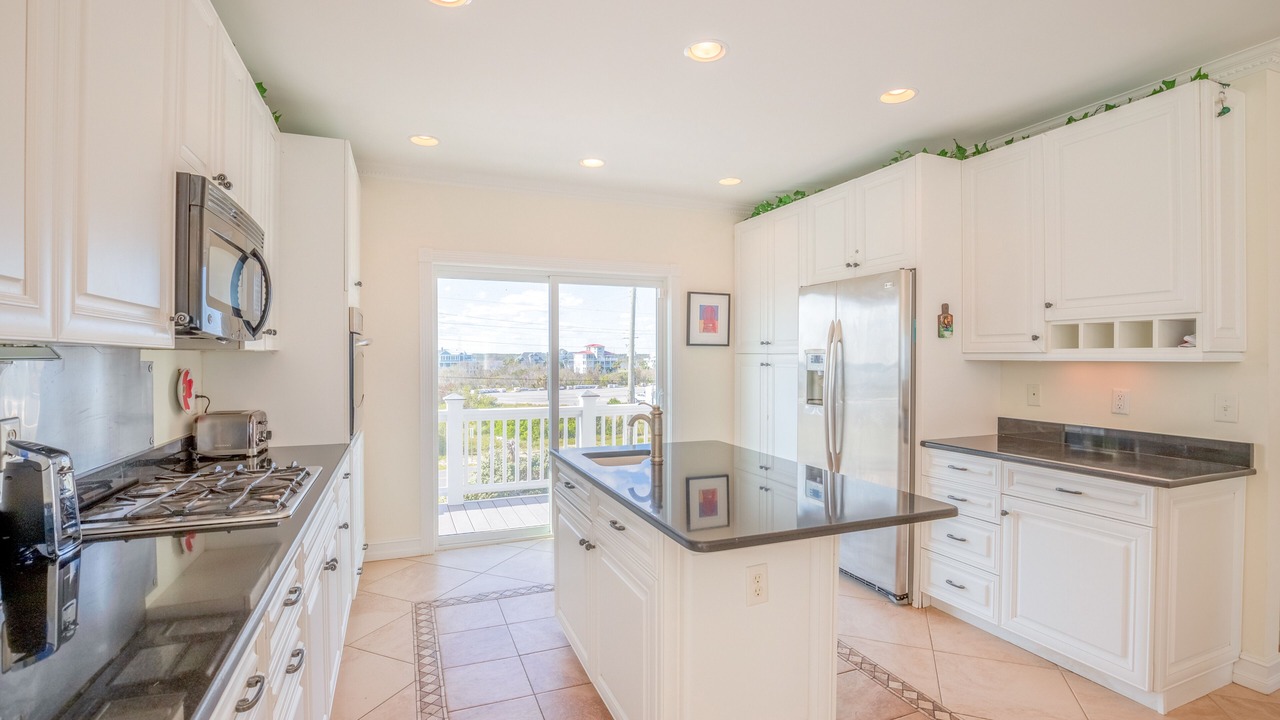 Photo of Kitchen in North Topsail Beach