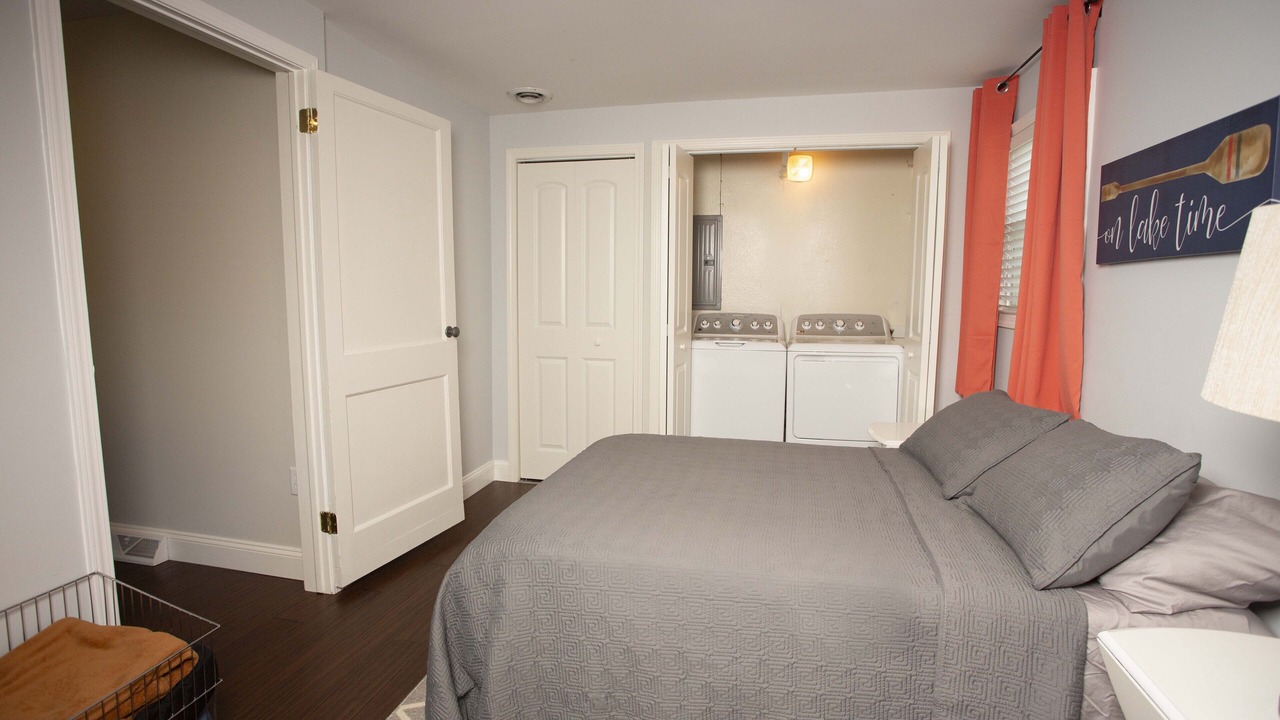 Photo of Bedroom in Saint Johns