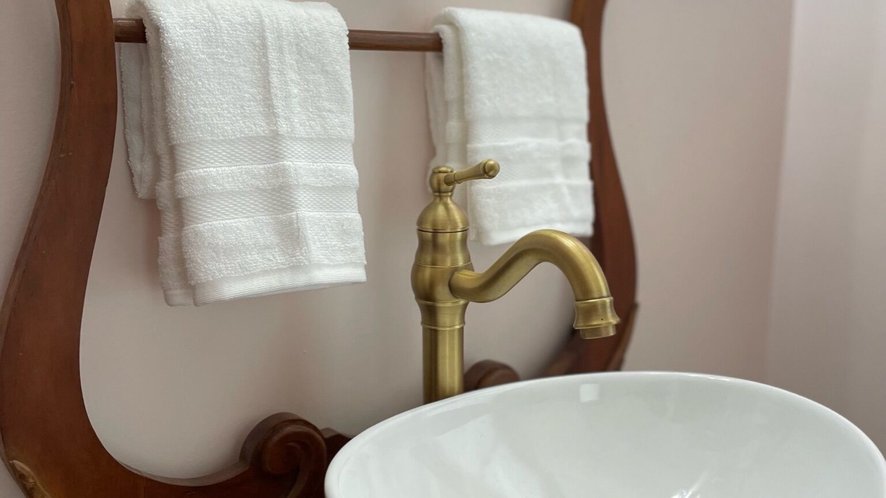 Photo of Bathroom in La Salle