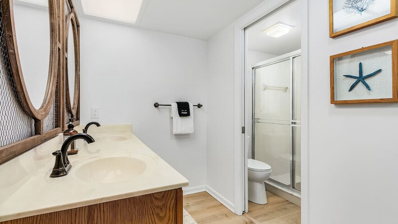 Photo of Bathroom in Biggar