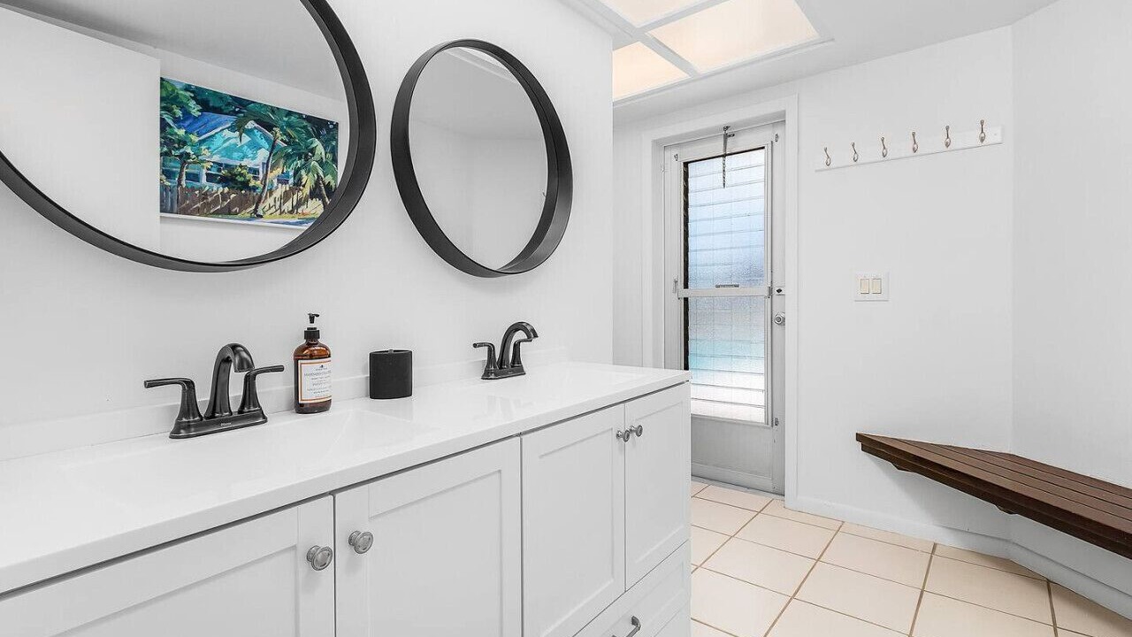 Photo of Bathroom in Biggar