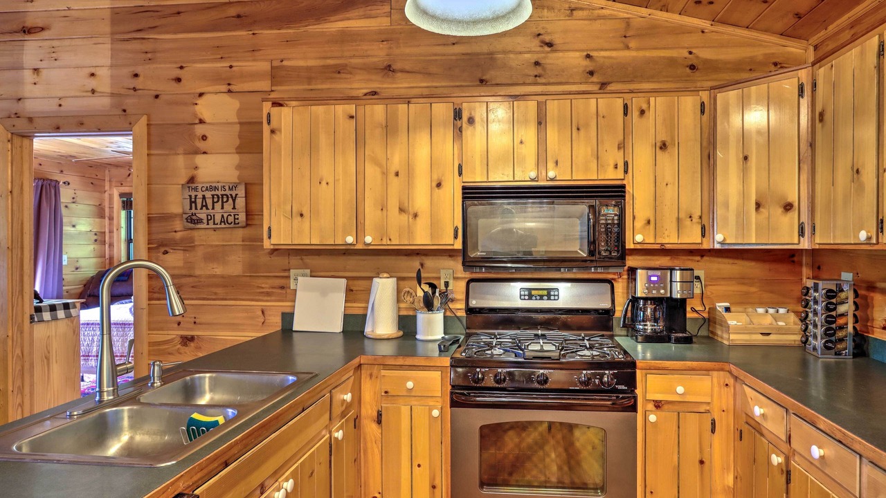 Photo of Kitchen in Hidden Lake