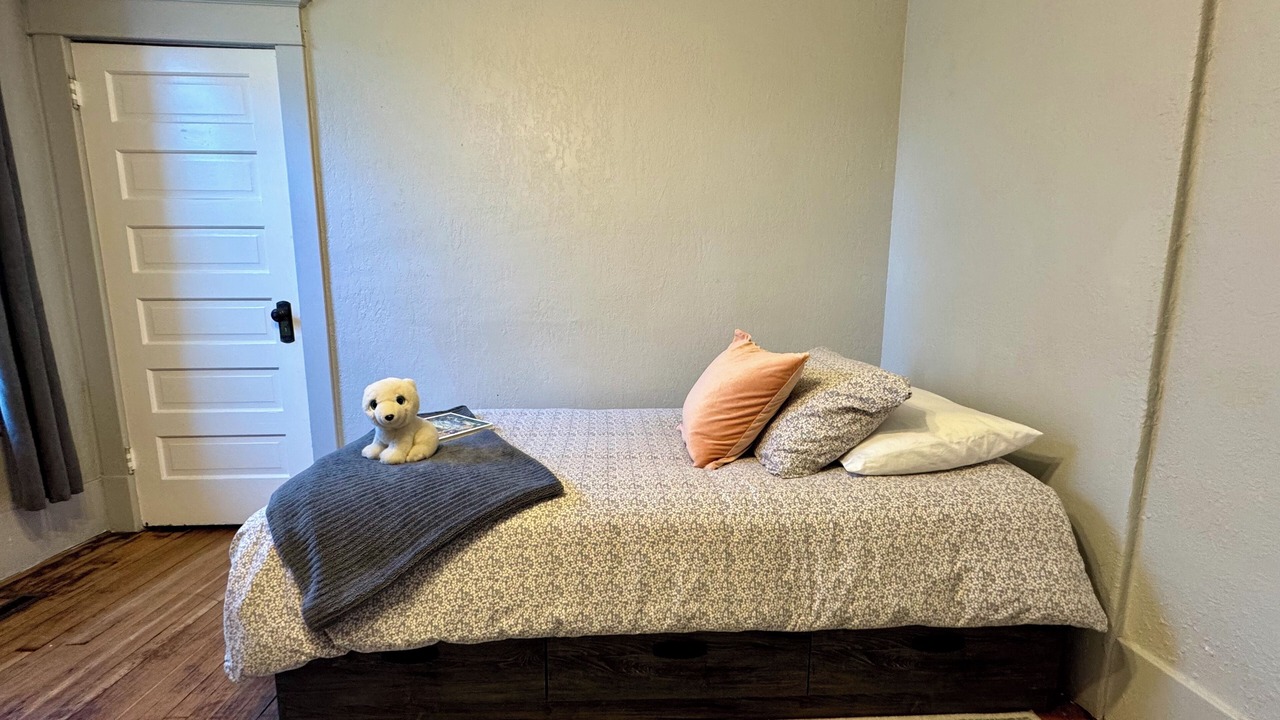 Photo of Bedroom in South Lethbridge