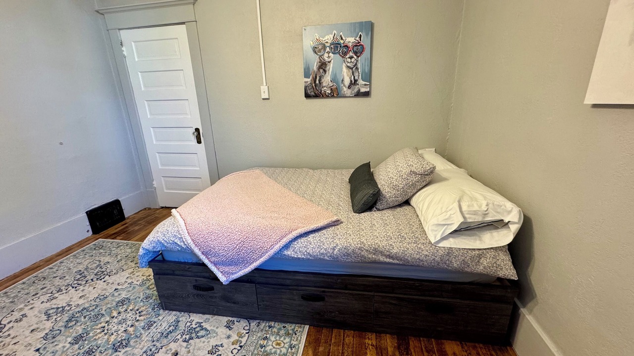 Photo of Bedroom in South Lethbridge