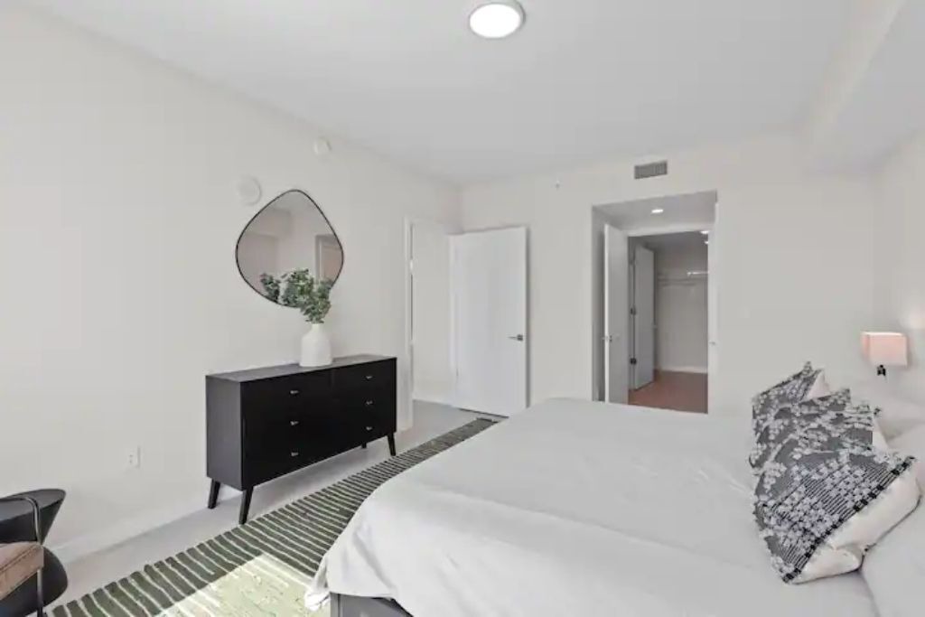 Photo of Bedroom in Northeast Miami