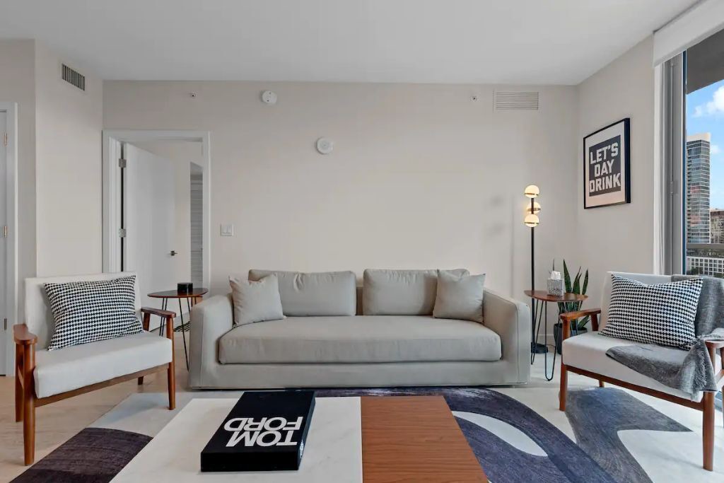Photo of Livingroom in Northeast Miami
