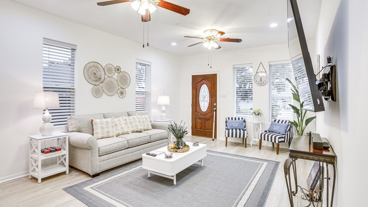 Photo of Livingroom in Gentilly Woods