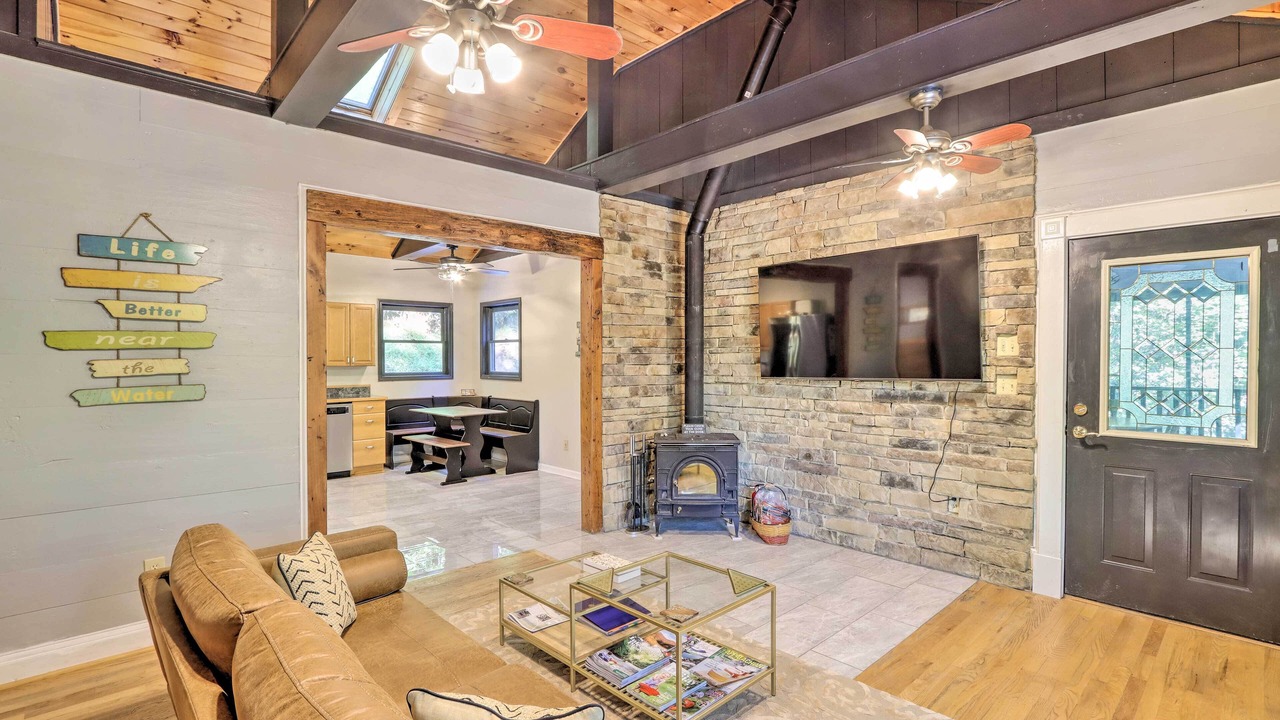 Photo of Bedroom in Ellijay