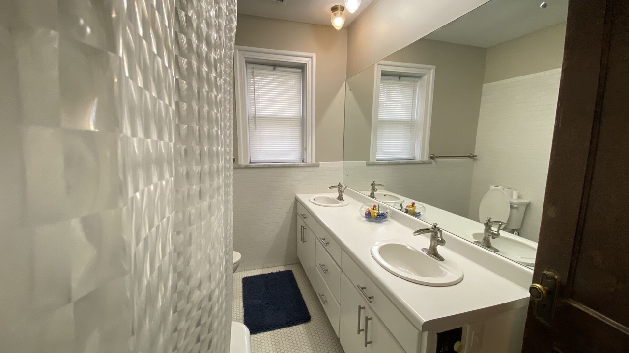 Photo of Bathroom in Mount Vernon