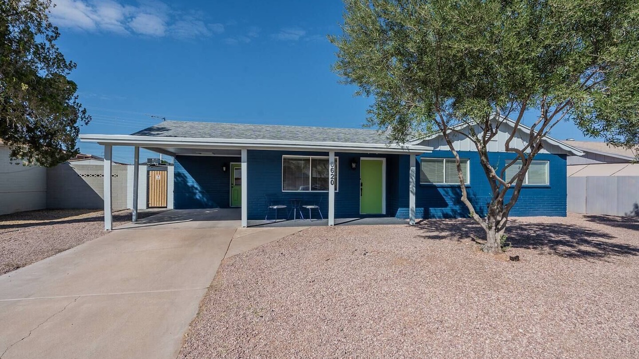 Photo of Outdoor in Papago Parkway