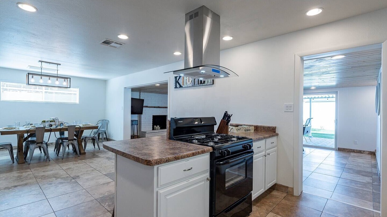 Photo of Kitchen in Papago Parkway